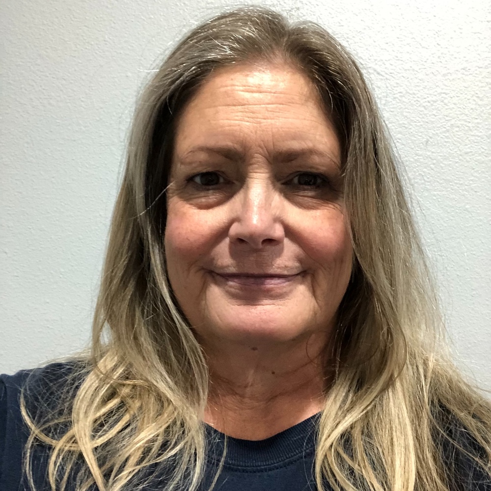 Meet your Posher, Debbie